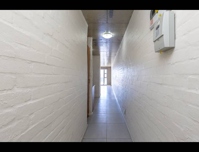 BEDROOM APARTMENT FOR SALE IN WOODSTOCK